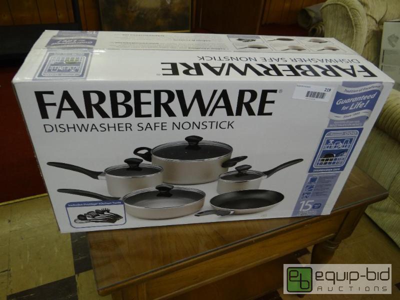 lot 219 image: NEW IN BOX, FABERWARE 15 PIECE NON STICK POT ...