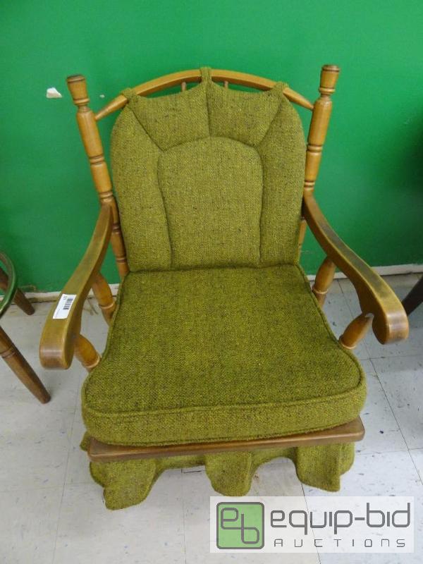 lot 255 image: VINTAGE ROCKER, WITH SEAT &amp BACK PADS....