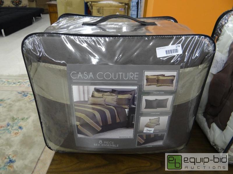 lot 274 image: BRAND NEW KING SIZE 8&nbspPIECE BEDDING SET....