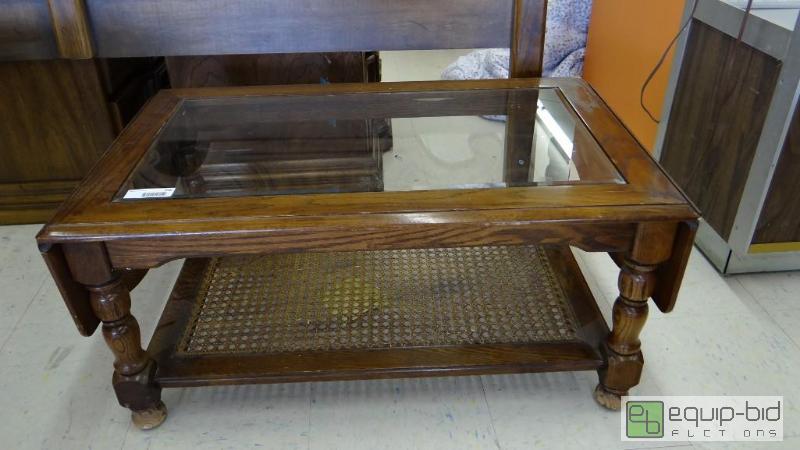 lot 295 image: GLASS TOP &amp WHICKER COFFEE TABLE WITH 2 L...