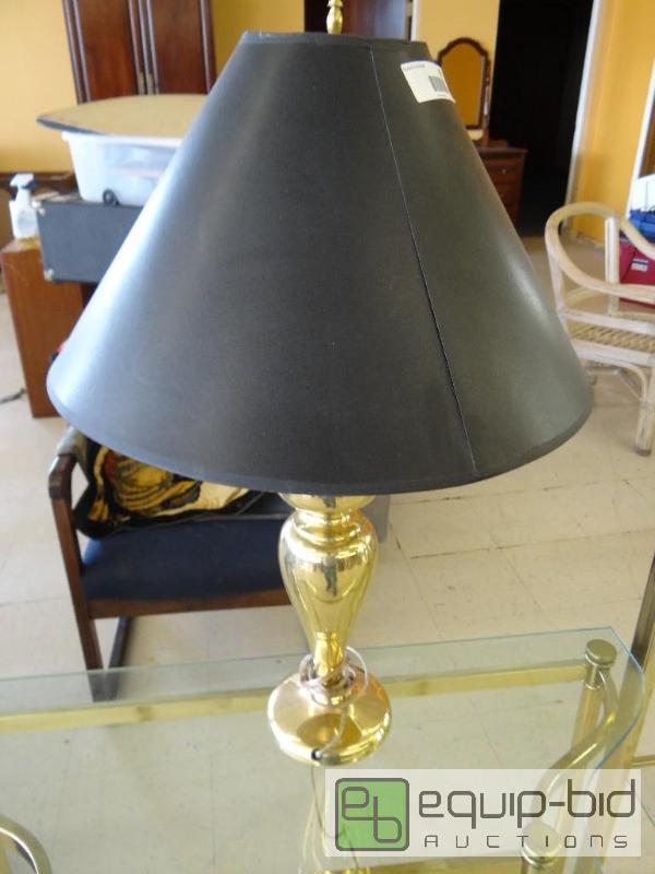 lot 369 image: BRASS TABLE LAMP....