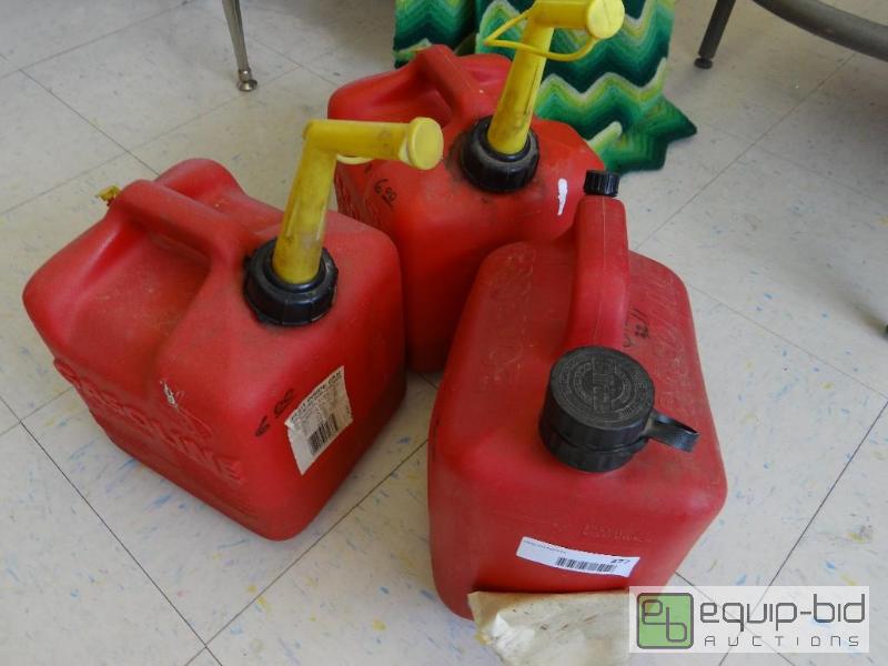 lot 377 image: 3 GAS CANS ALL HAVE CONTENTS....
