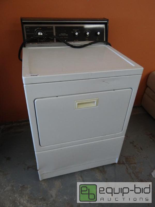 lot 391 image: KENMORE ELECTRIC DRYER. CAME FROM WORKING ENV...
