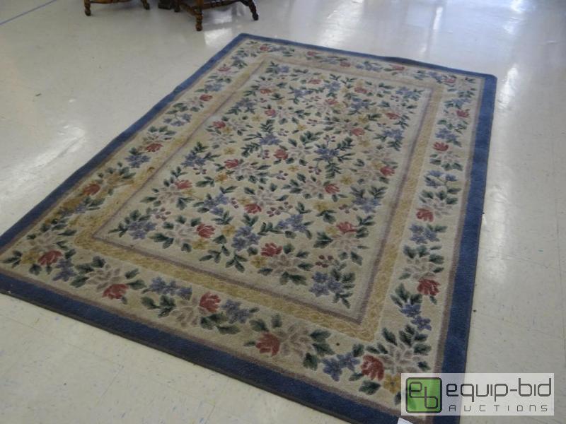 lot 400 image: AREA RUG 91&quot X 66&quot&nbsp...