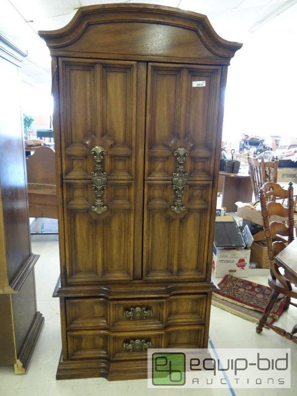 lot 402 image: VINTAGE BROYHILL&nbspARMOIRE WITH DRAWERS, 3...