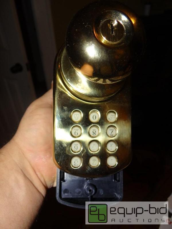 lot 420 image: ELECTRIC DOOR LOCK WITH KEY, USED...