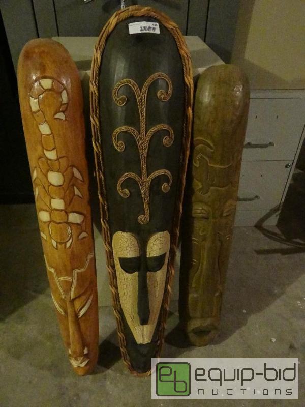 lot 436 image: LOT OF 4 WOODEN AFRICAN TRIBAL MASK, WALL DEC...