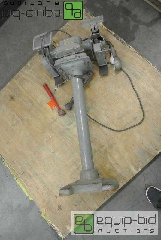 lot 159 image: Craftsman Bench Grinder
