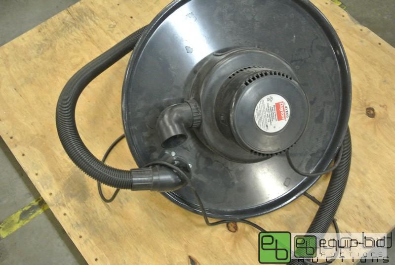 lot 170 image: Dayton WetDry Vac Motor