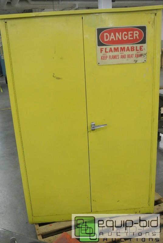 lot 208 image: Steel Flammables Cabinet
