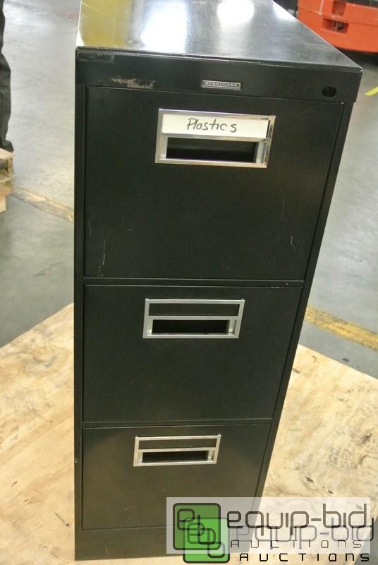 lot 210 image: Three Drawer Steel File Cabinet