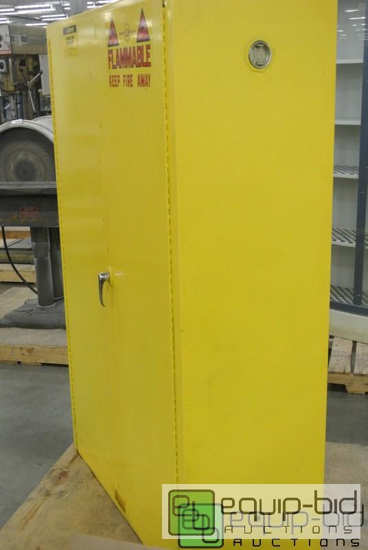 lot 238 image: Steel Flammables Cabinet