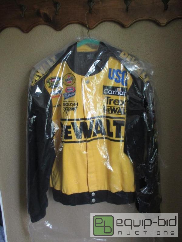 lot 6 image: Official Nascar Jacket
