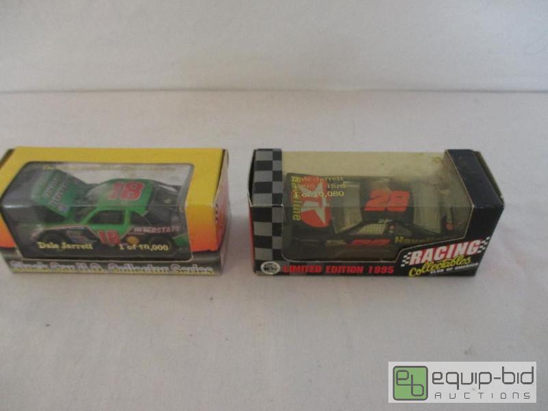 lot 62 image: Set of Dale Jarrett 164th Scale