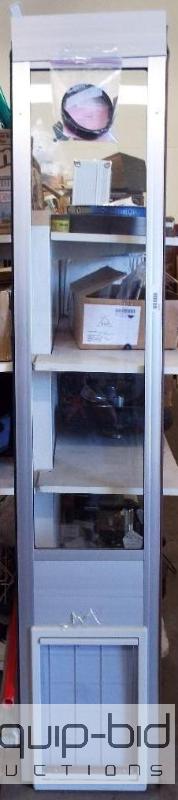 lot 1217 image: Glass Pet Door&nbsp   Paper work Included&nb...