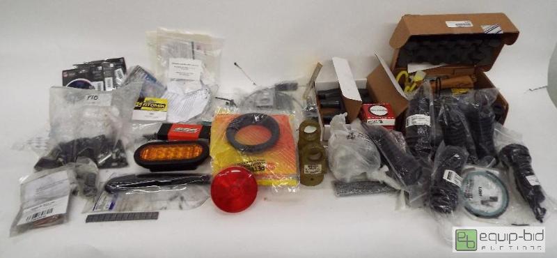 lot 9 image: Lot of Car Odd &amp Ends&nbsp   Brake Light...