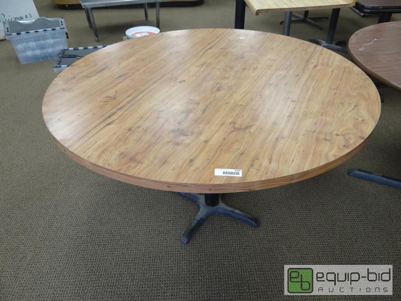 lot 1090 image: (5) Round Tables  Ranging In Size From 41.5In...