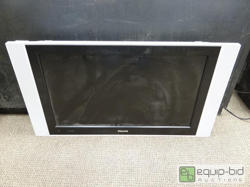 lot 1173 image: Philips 37Inch Flat Screen LCD TV  120v...
