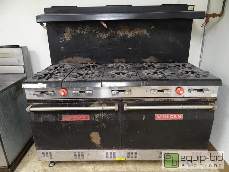 lot 1190 image: Vulcan 10 Burner Gas Range With Double Oven B...