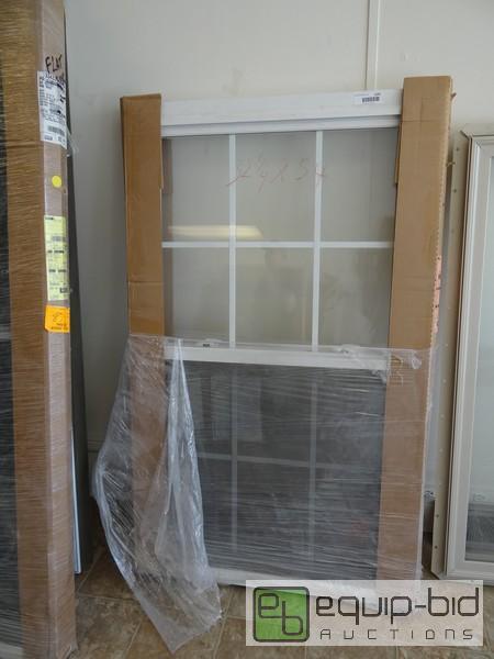 lot 1195 image: New Dual Pane Exterior Sliding Window 32.25x5...