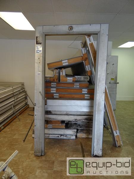 lot 1222 image: Arctic Industries Combo Walk In Cooler Freeze...