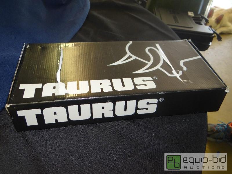 lot 441 image: Used Taurus .44 Mag.  Raging Bull 6 shot.  Th...