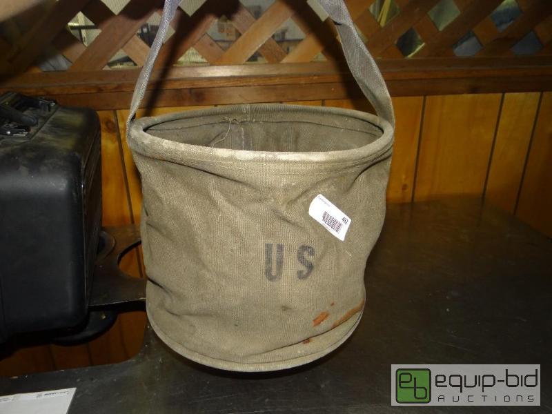 lot 452 image: US Military bag with 2 genuine disabled grena...