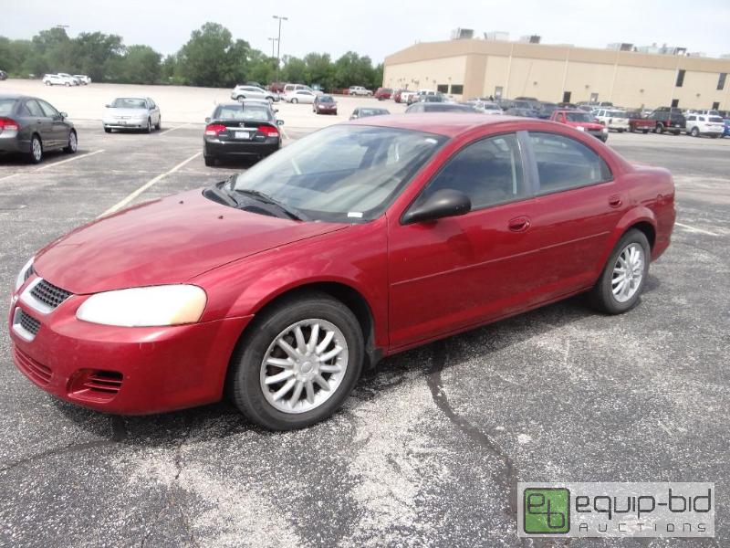 lot 524 image: 2006 Dodge Stratus. 91,531 miles. Year 2006 ...