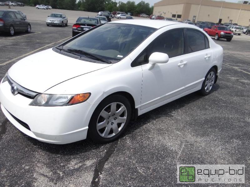 lot 528 image: 2008 Honda Civic LX. 130,368 miles. Year 200...