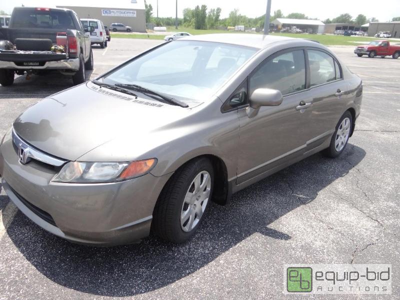 lot 536 image: 2008 Honda Civic Lx. 47,184 miles. Year 2008...