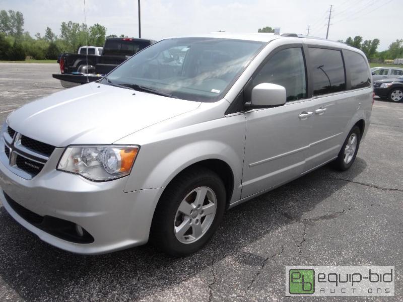 lot 537 image: 2011 Dodge Grand Caravan. 70,927 miles. Auto ...