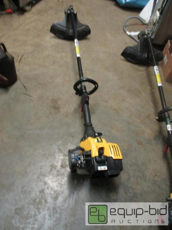lot 29 image: Bolens Trimmer