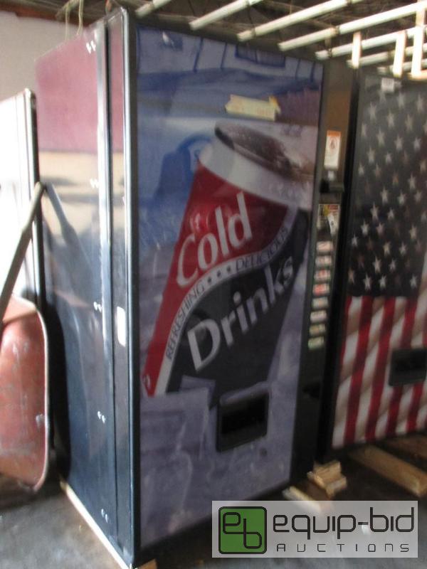 lot 9 image: Soda Machine