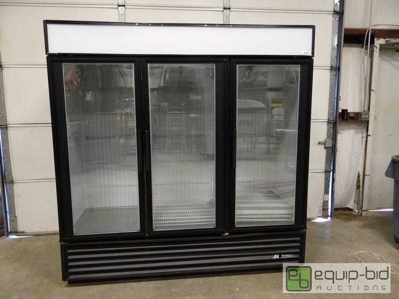 lot 1047 image: True Three Door Freezer ModelGM-72F 115208-...