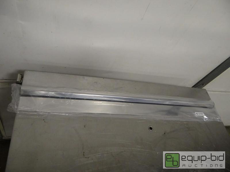 lot 1151 image: Brand New&nbsp44inch Ticket Rail...