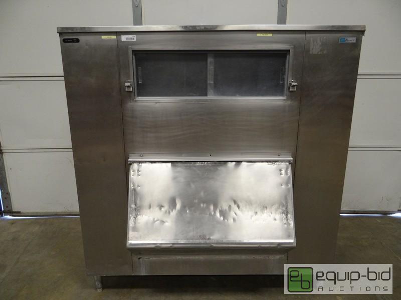 lot 1206 image: Follett Ice Ben 1000lbs Capacity...
