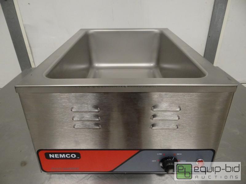 lot 1235 image: Brand New&nbspNemco Warmer Model6055A 120V...