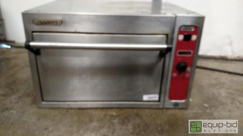 lot 1242 image: Blodgett OvenModel 1415 208V 3P...