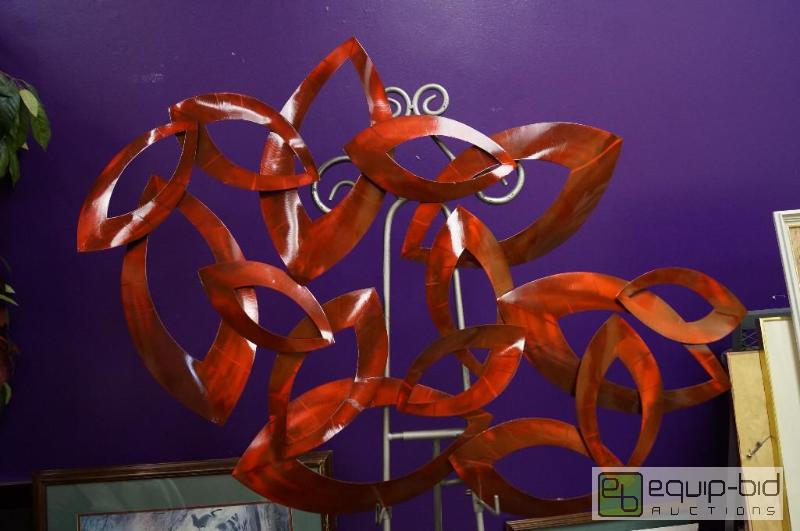 lot 7066 image: All Metal Sculpture Art  Not old but stands ...