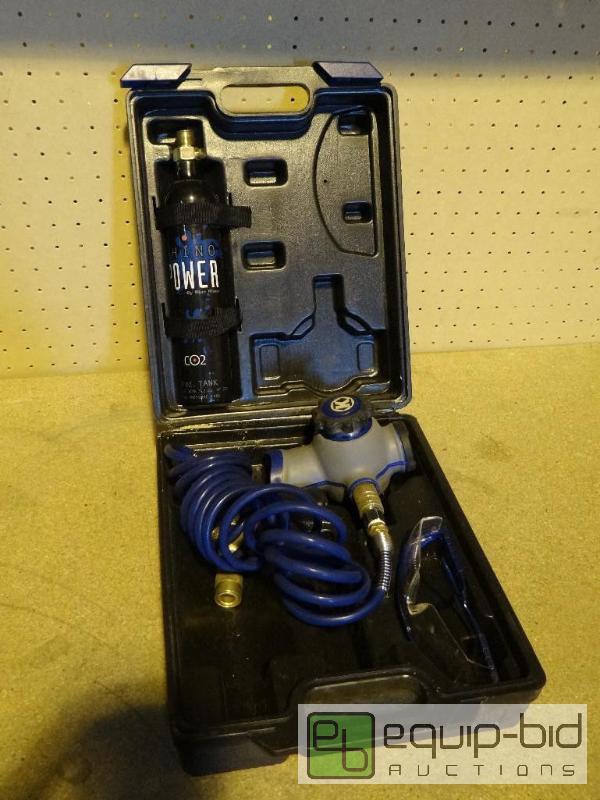 lot 1281 image: Cobalt CO2 Air Gun Kit