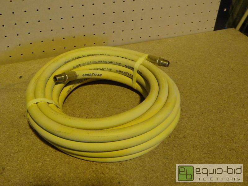 lot 1285 image: New 38 Air Hose