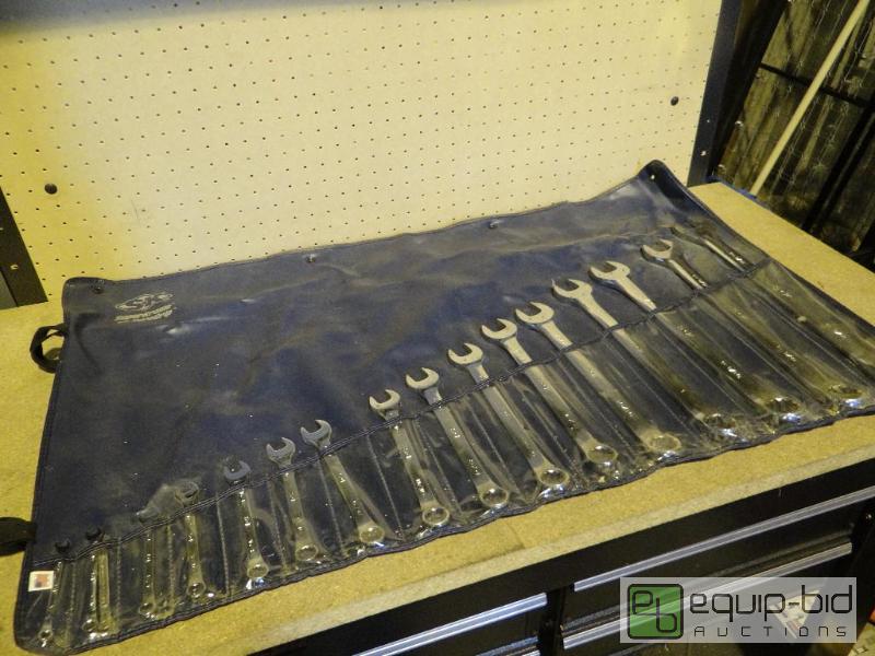 lot 1294 image: SNK Wrench Set