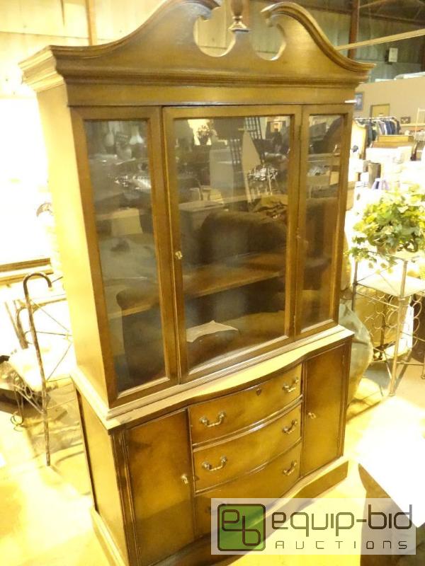 lot 1358 image: Dark Wood Glass Frount China Cabinet