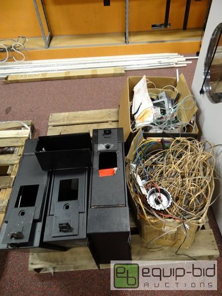 lot 545 image: Pallet Of Arcade Game Parts And Pieces...