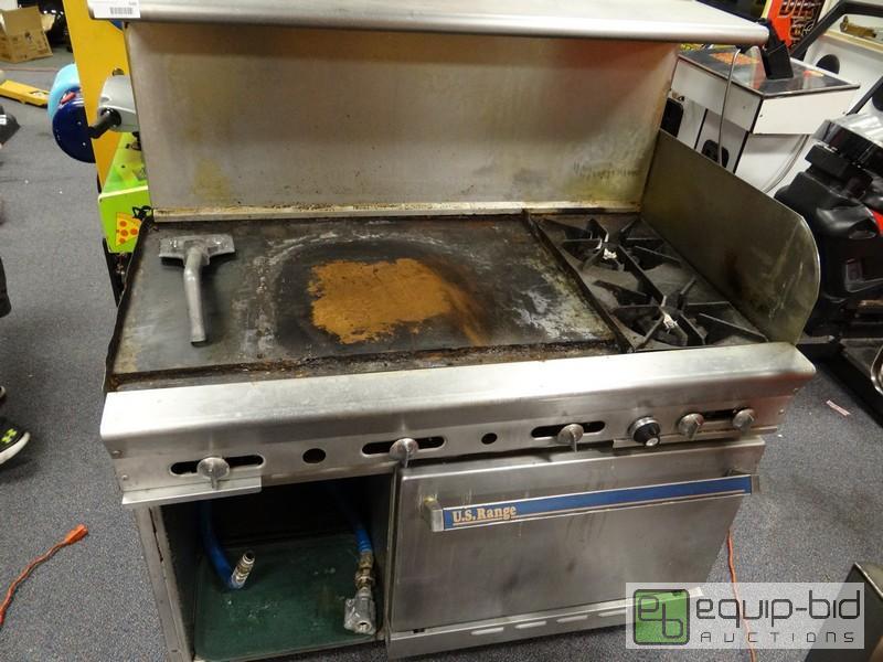 lot 549 image: US Range Flat Top Burner Range With Oven Belo...