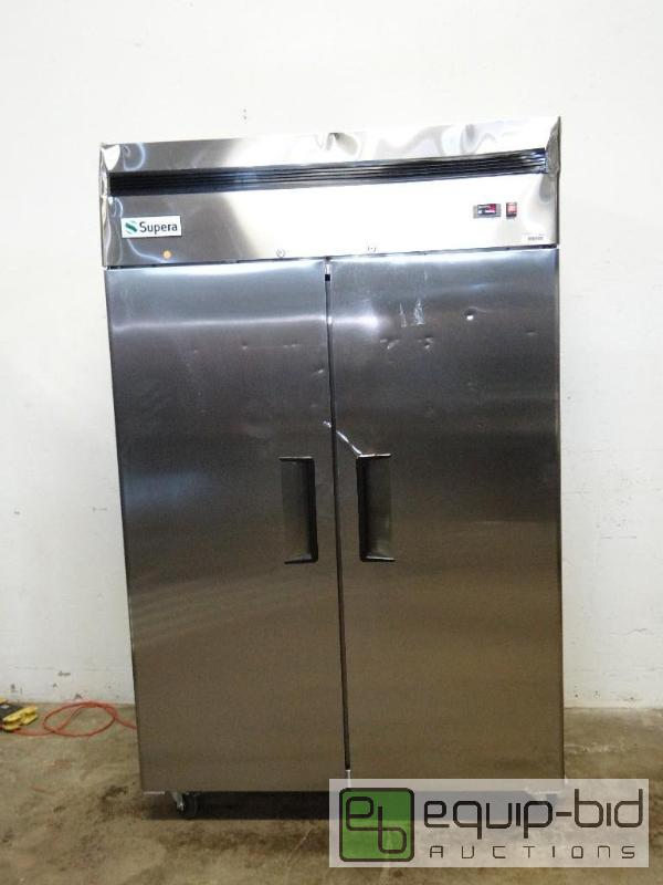 lot 1013 image: Supera (R2R-1) - 52 Solid Door Reach-In Refrigerator