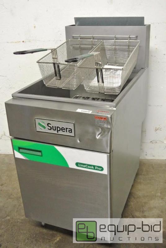 lot 1065 image: Supera LCF5T-NG-1 Natural Gas 75 lbs Fryer