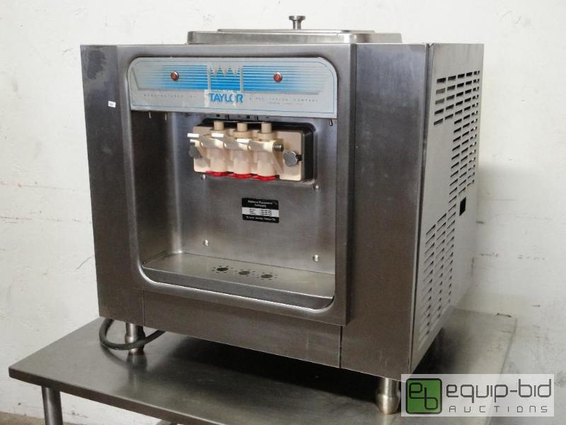 lot 1075 image: Taylor 2 Flavor Countertop Ice Cream Machine
