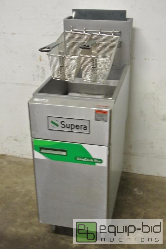 lot 1093 image: Supera (LCF4T-NG-1) - LineCook Pro 50 Lb. Natural Gas Fryer