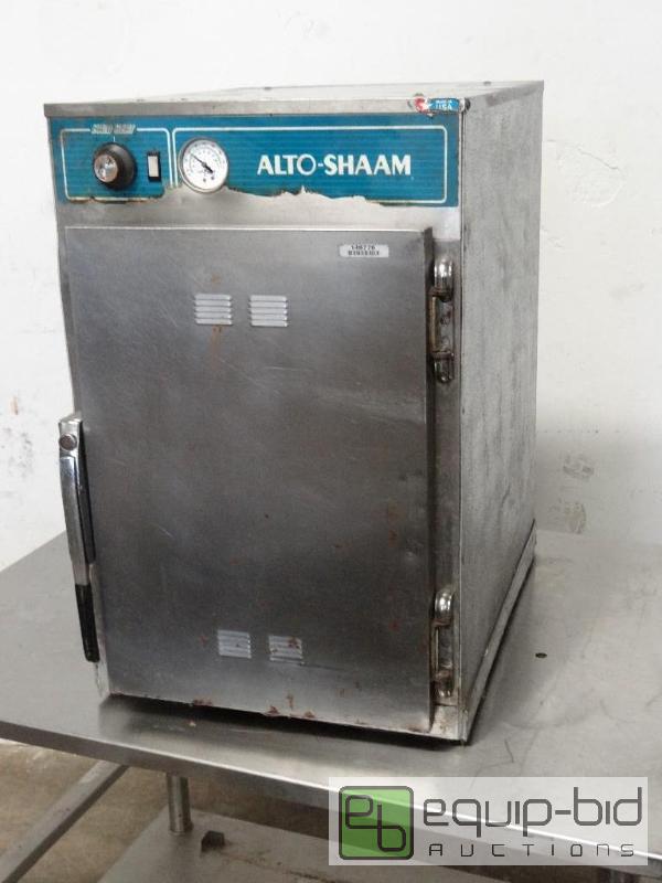 lot 1116 image: Alto Shaam Countertop Heated Holding Cabinet